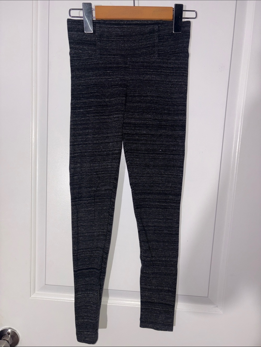 Talula Dark Heathered Gray Stretch Leggings